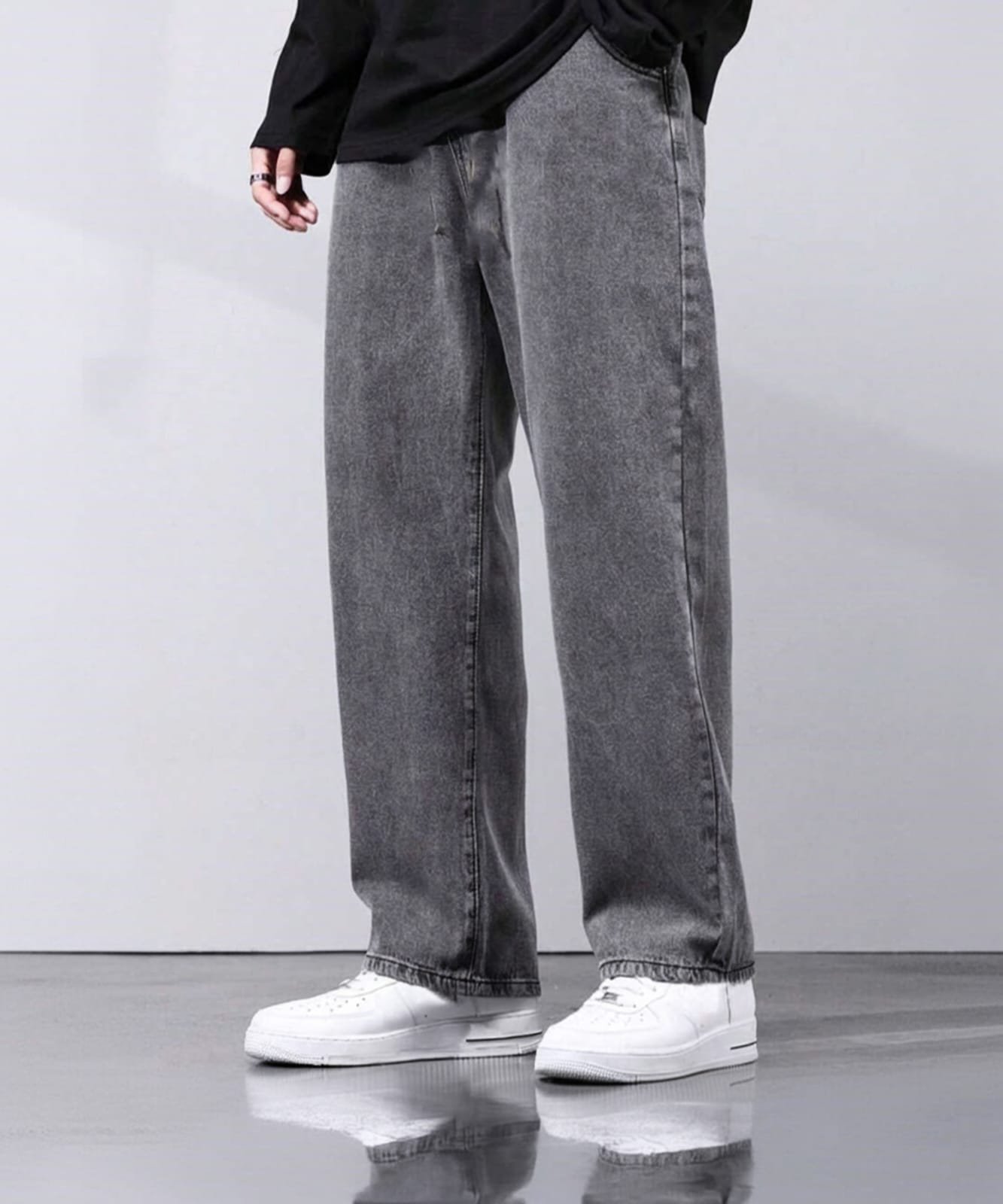 Men Straight Fit Mid Rise Grey Jeans