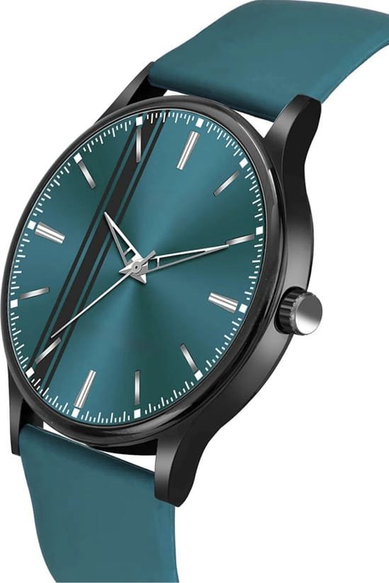 Generic Men's Analog Watch with Green Carbon Fiber Texture Dial and Silver Stainless Steel Bracelet | Day and Date Display | 40mm Case | 30M Water Resistant | Office and Casual Watch for Men