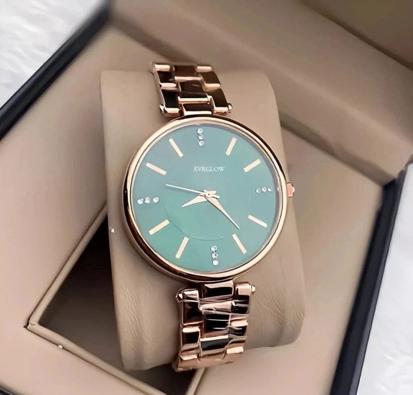Generic Men's Analog Watch with Green Sunburst Dial and Gold Plated Stainless Steel Bracelet | Roman Numeral Hour Markers | 40.5mm Case | 30M Water Resistant | Formal and Casual Wear Watch for Men